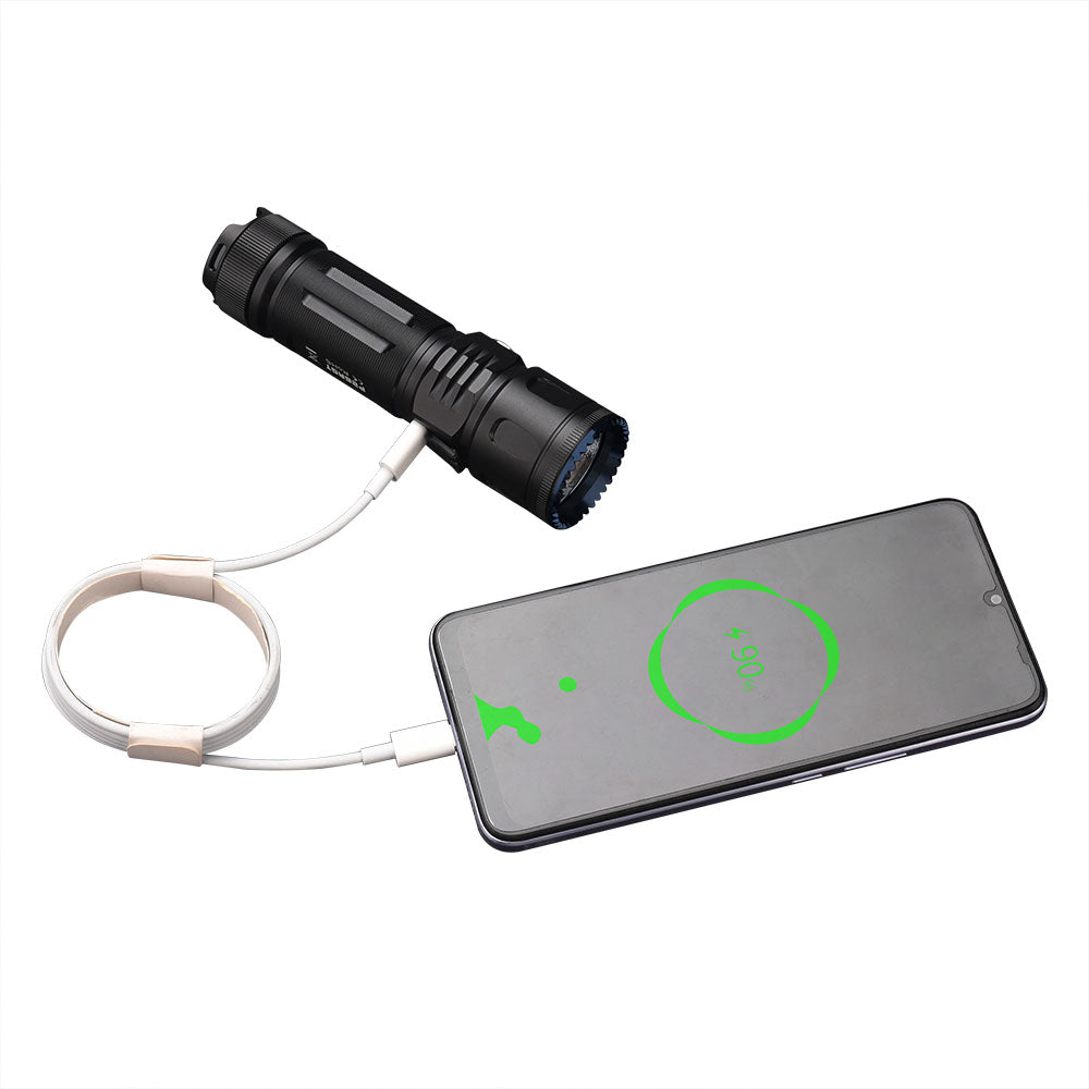 Fitorch P26RGT flashlight connected to a smartphone in a power-bank demonstration
